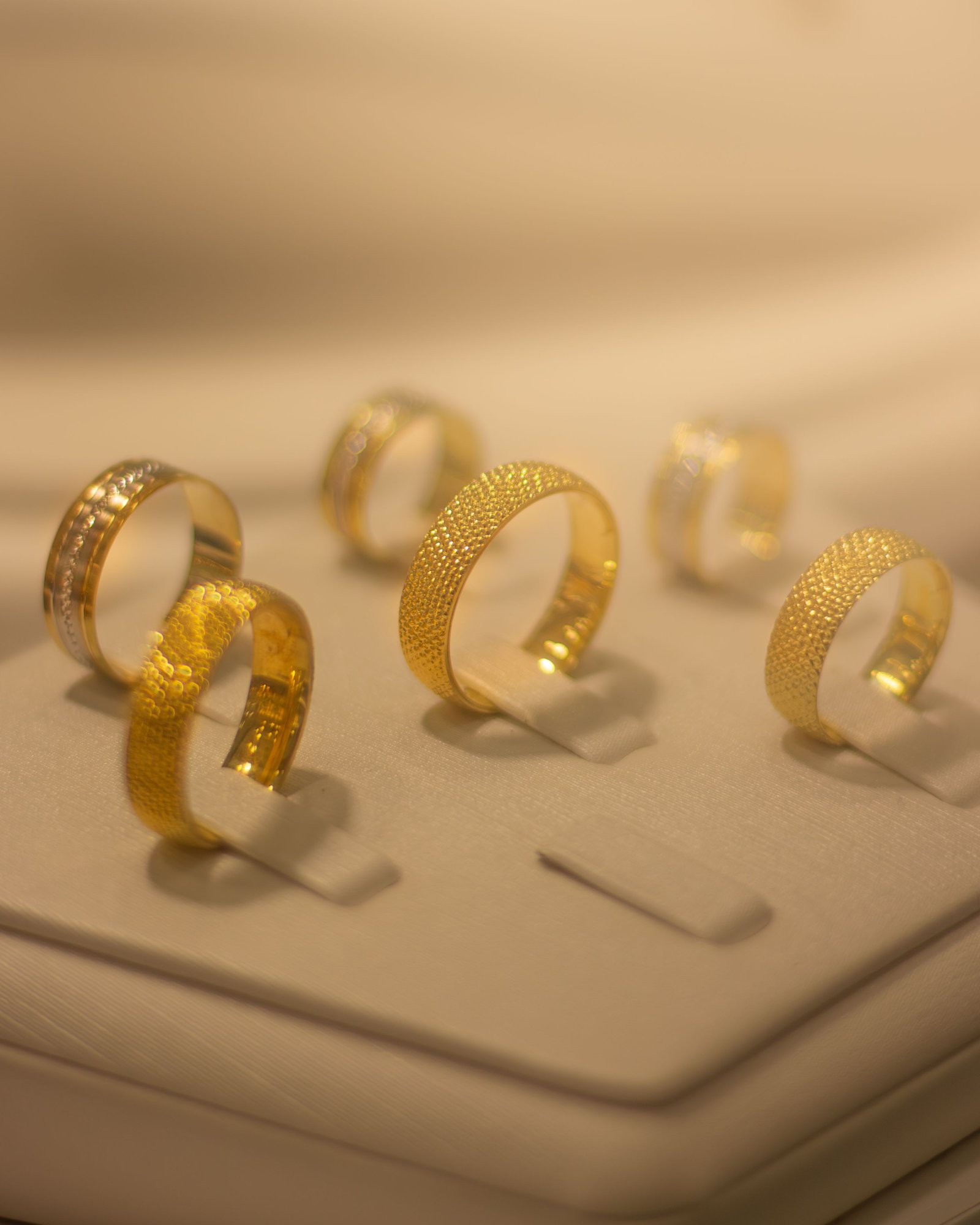 Bagues à Aix-en-Provence : trouvez la vôtre chez S&F Bijoux