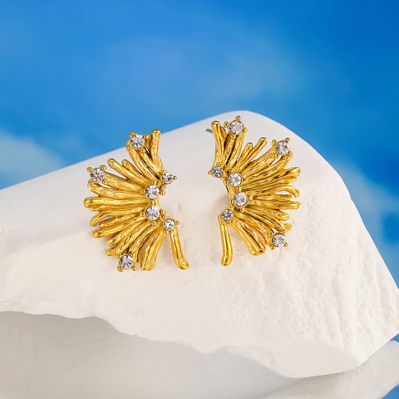 Puces d'oreilles corail en acier inoxydable