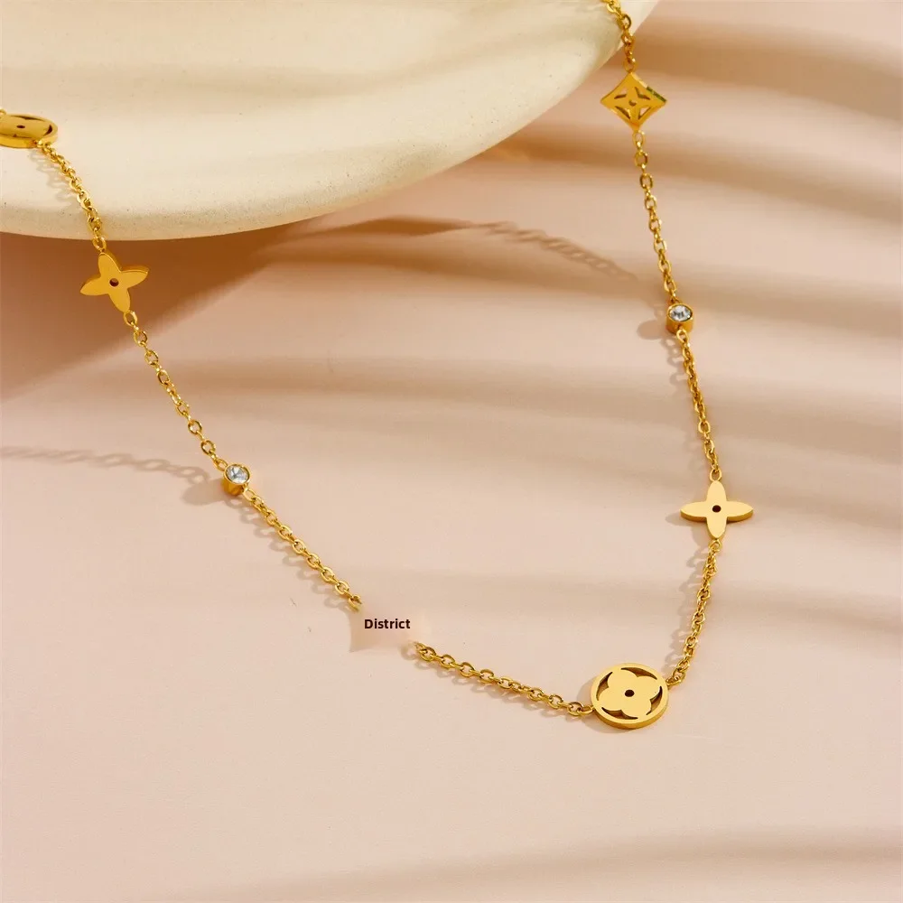 Collier Étoiles Zircon Doré