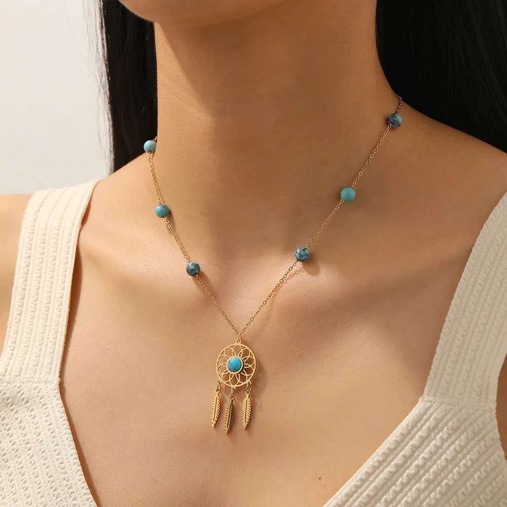 Collier chaîne fleur creuse et feuille en acier inoxydable plaqué or
