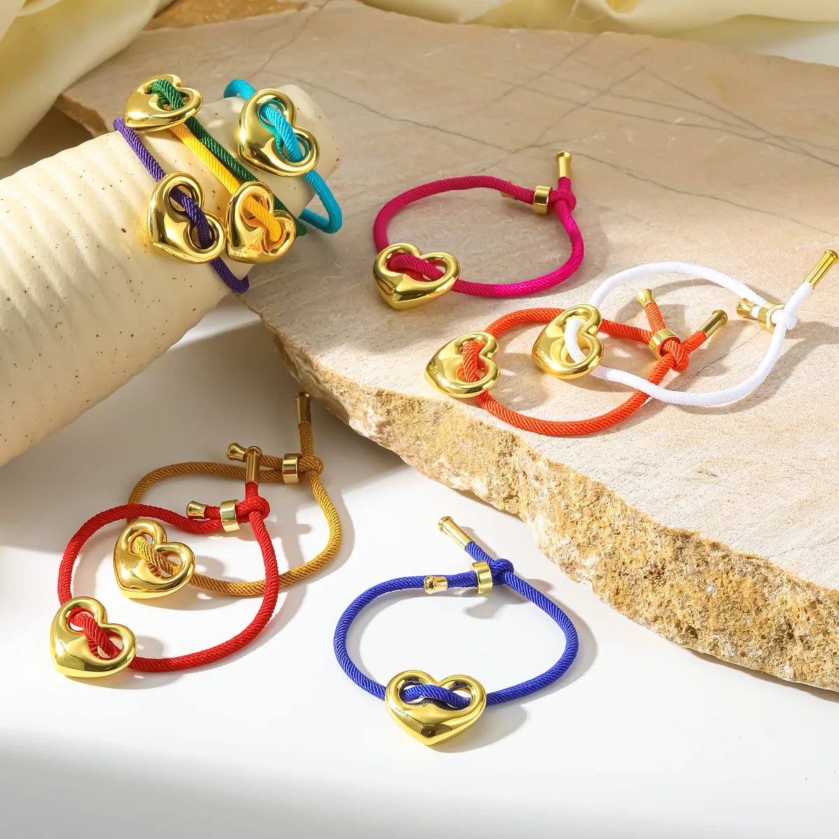 Bracelet cœur multicolore en cuivre