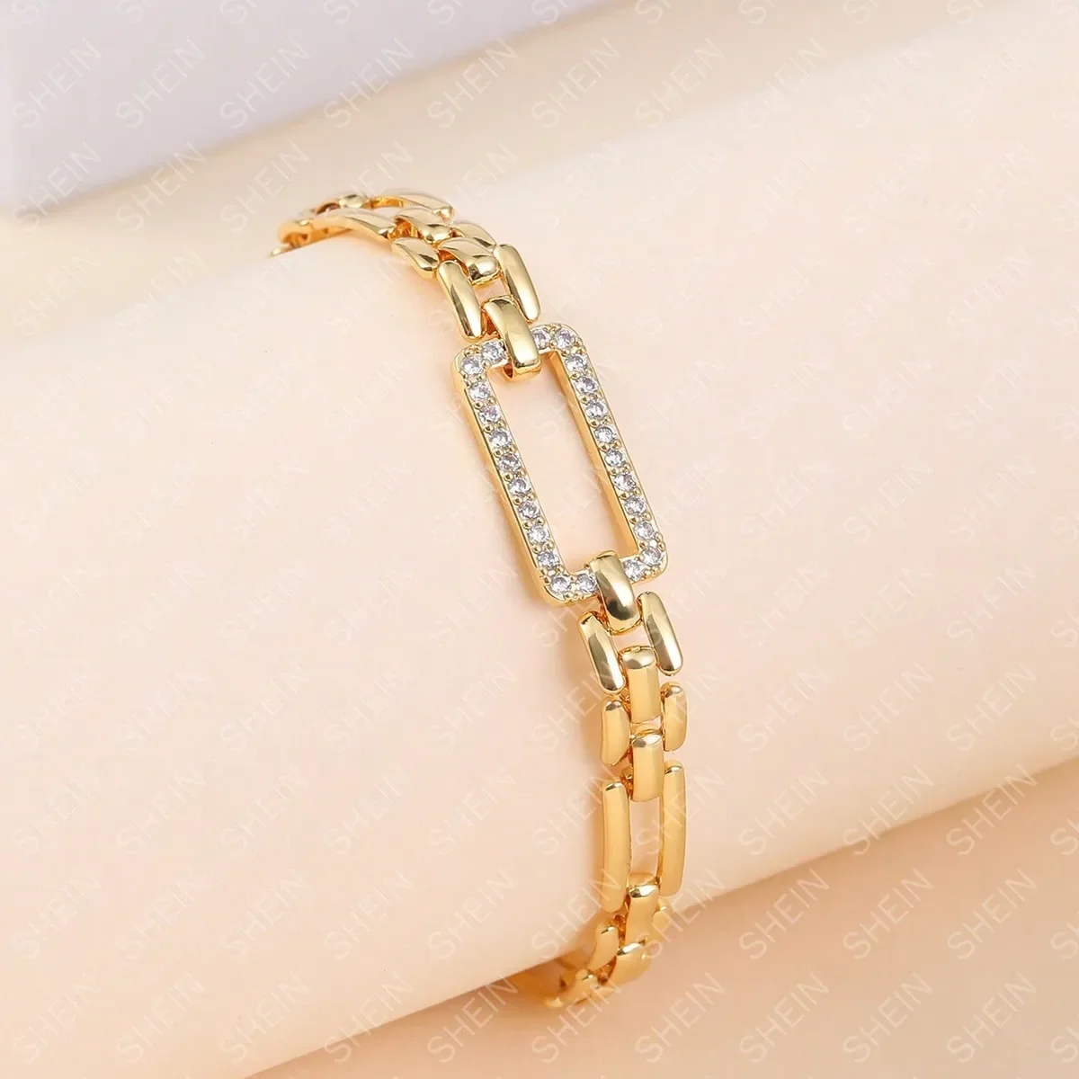 Bracelet Chaîne Maillon Rectangulaire Pavé Zircon